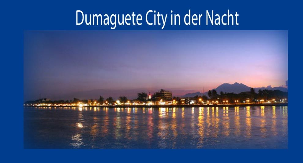 Dumaguete City in der Nacht